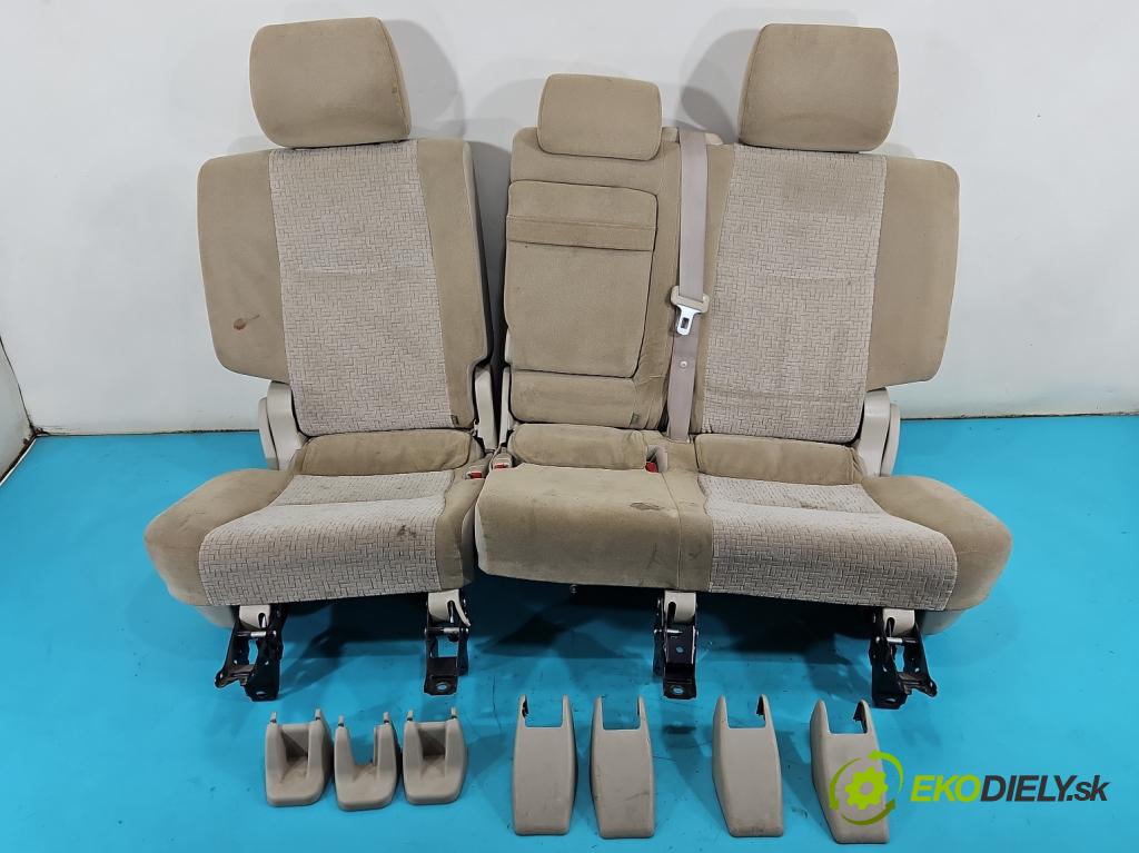 Toyota Land Cruiser J120 2002-2010 3.0 D4D 166 hp automatic 122 kW 2982 cm3 5- Pohovka: zadní  (Sedadlo)