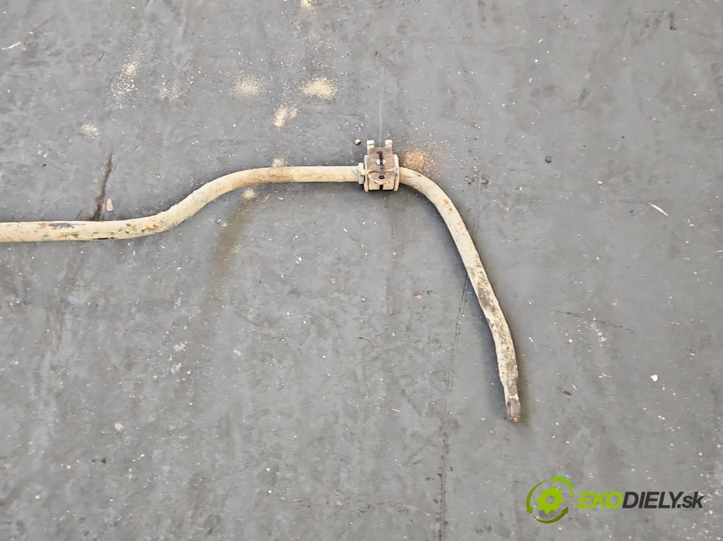 Toyota Land Cruiser J120 2002-2010 3.0 D4D 166 hp automatic 122 kW 2982 cm3 5- tyč stabilizátoru  (Přední stabilizátor)