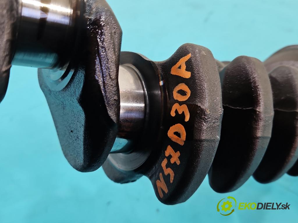 Bmw 7 F01 2008-2015 3.0d 245KM automatic 180 kW 2993 cm3 4- Hřídel: kľukový N57D30A (Blok motora ostatné)