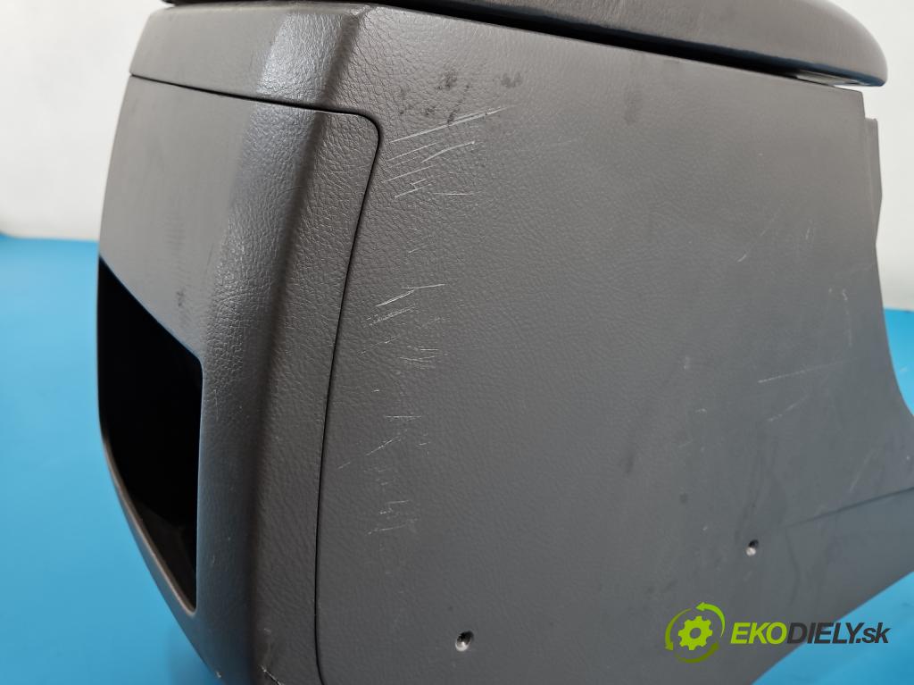 Toyota Land Cruiser J120 2002-2010 3.0 D4D 166 HP automatic 122 kW 2982 cm3 5- operadlo  (Lakťová opierka)