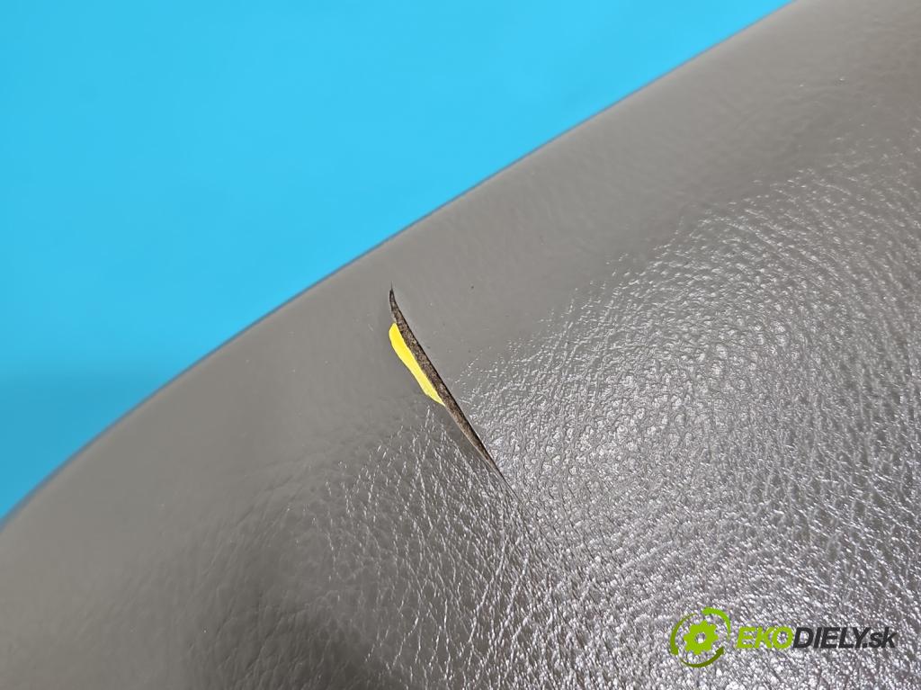 Toyota Land Cruiser J120 2002-2010 3.0 D4D 166 HP automatic 122 kW 2982 cm3 5- operadlo  (Lakťová opierka)