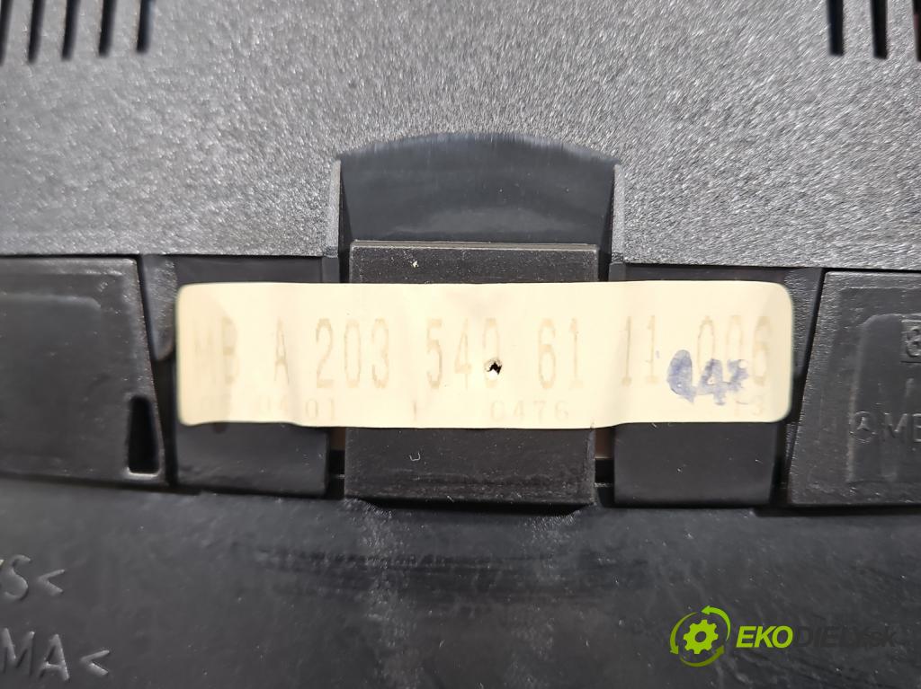 Mercedes C W203 2000-2007 2.0 kompressor 163 HP automatic 120 kW 1998 cm3 5- prístrojovka/ budíky A2035406111 (Prístrojová doska)