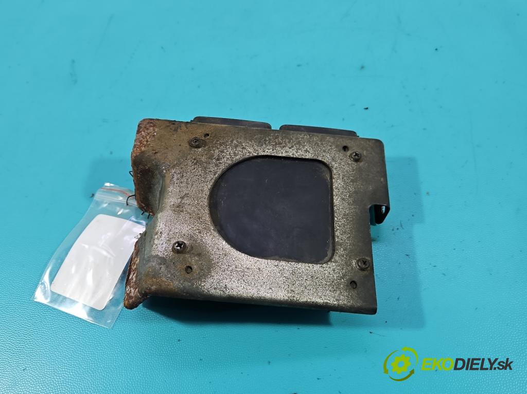 Toyota Land Cruiser J120 2002-2010 3.0 D4D 166 HP automatic 122 kW 2982 cm3 5- riadiaca jednotka ostatné 89871-20050