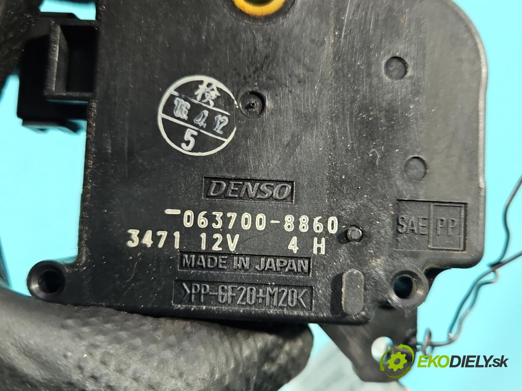 Toyota Land Cruiser J120 2002-2010 3.0 D4D 166 hp automatic 122 kW 2982 cm3 5- motorek topení 063700-8860