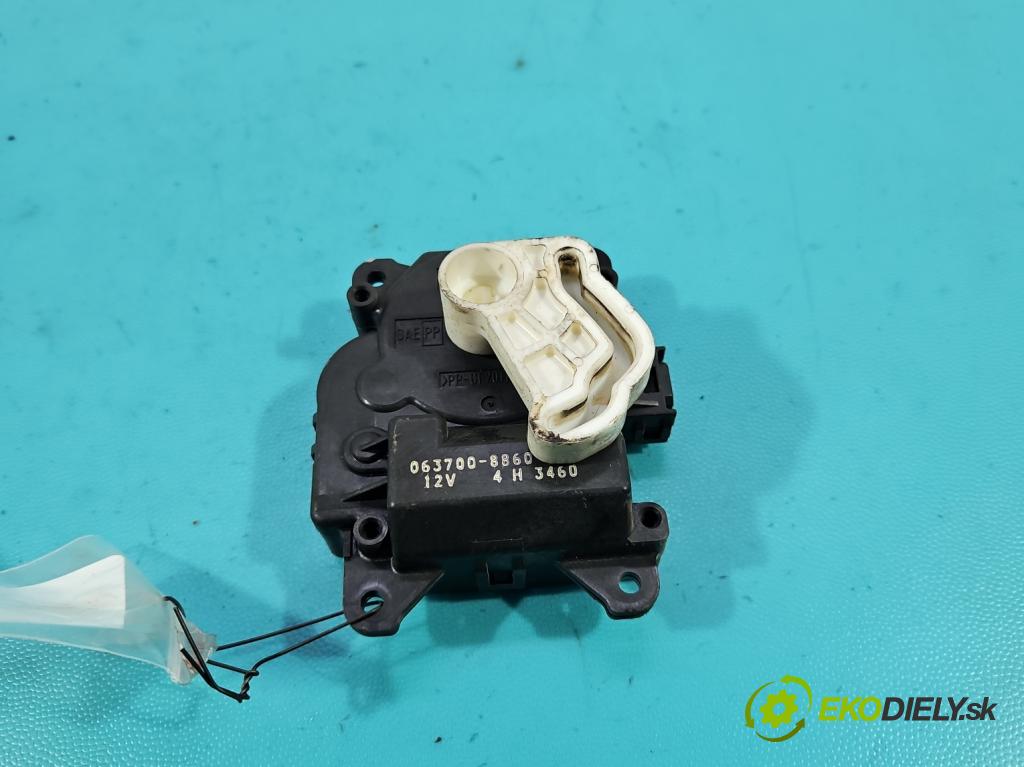 Toyota Land Cruiser J120 2002-2010 3.0 D4D 166 hp automatic 122 kW 2982 cm3 5- motorek topení 063700-8860