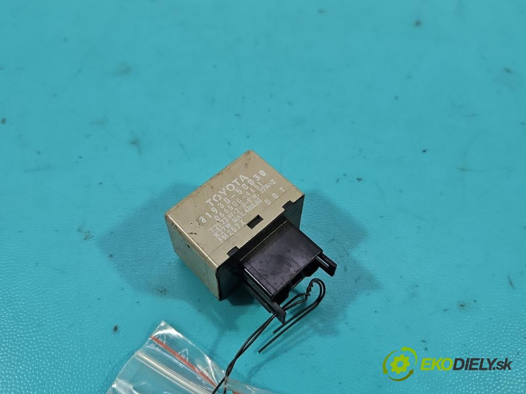 Toyota Land Cruiser J120 2002-2010 3.0 D4D 166 HP automatic 122 kW 2982 cm3 5- Relé: ostatné 81980-50030