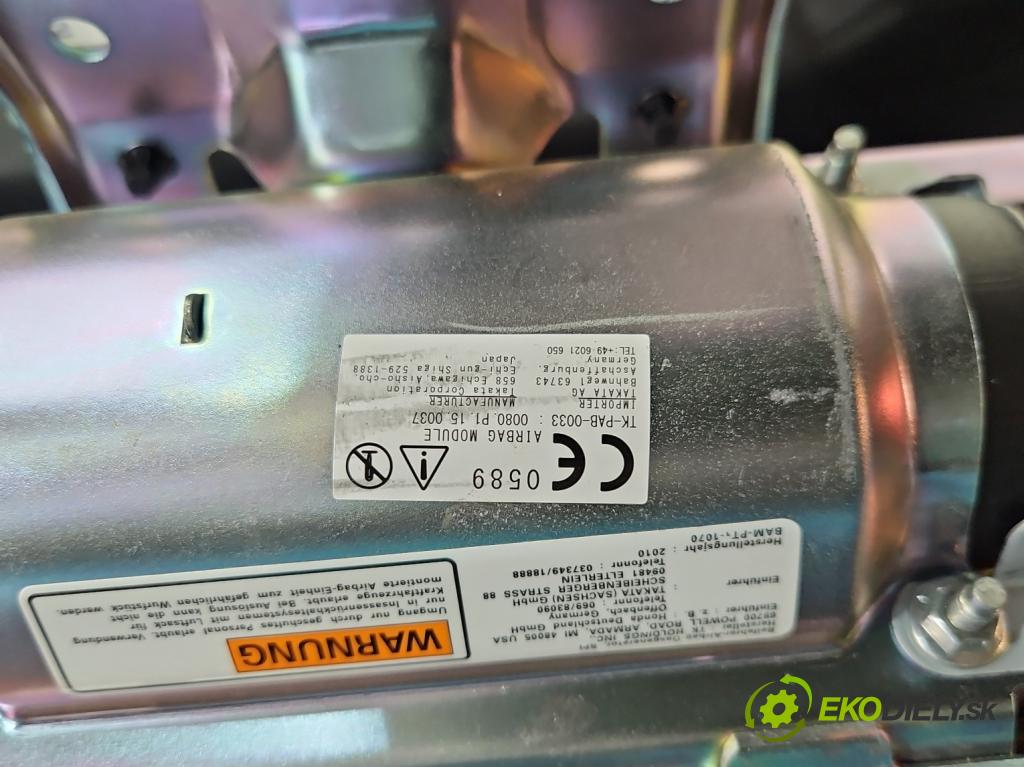 Honda Accord VIII 2008-2015 2.0 156 hp manual 115 kW 1997 cm3 4- kokpit,přistrojova deska