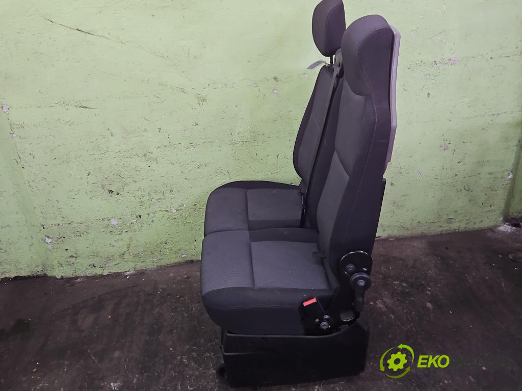 Renault Master III 2010-2024 2.3 DCI 163 HP manual 120 kW 2299 cm3 5- Sedačka pravý  (Sedadlo)