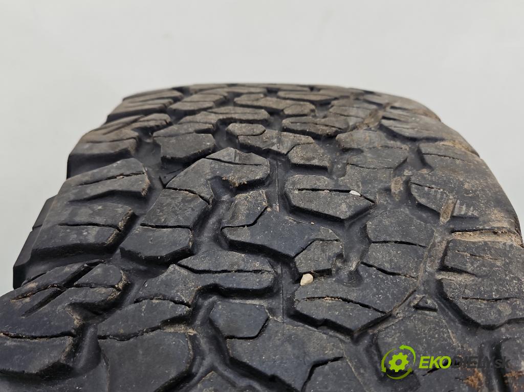 Toyota Land Cruiser J120 2002-2010 3.0 D4D 166 HP automatic 122 kW 2982 cm3 5- koleso 4 kusov: komplet