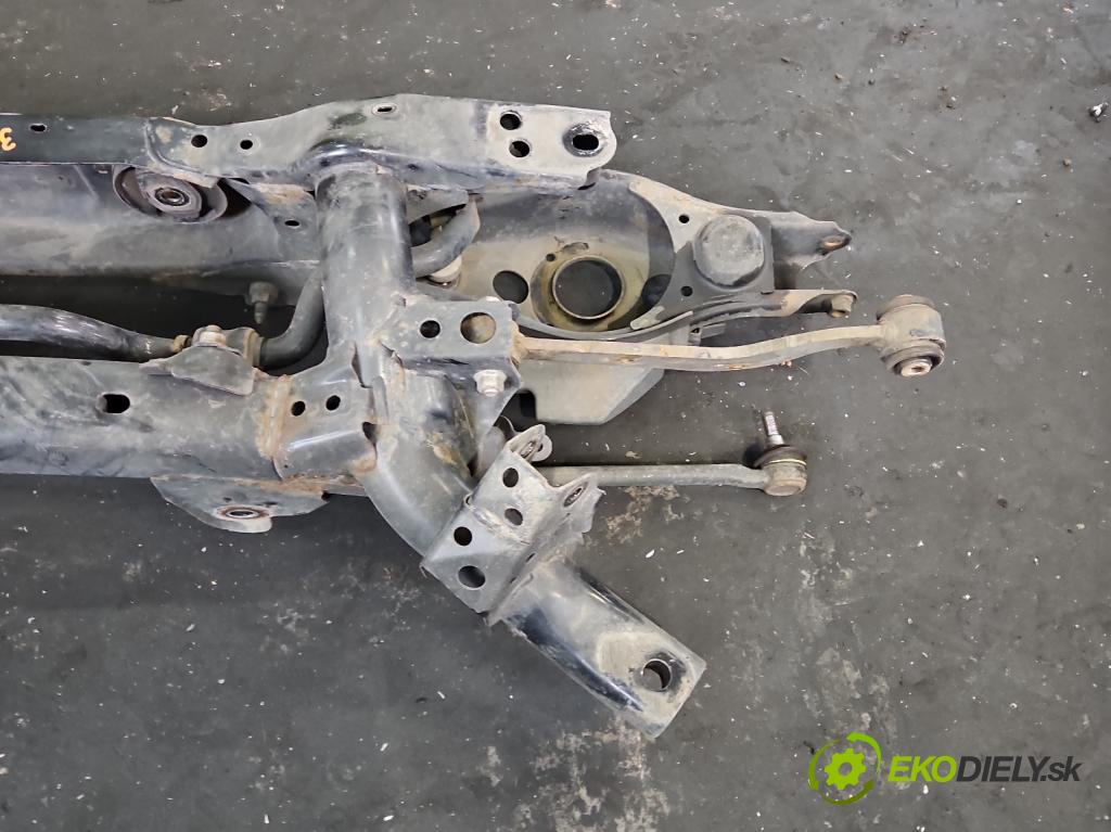 Lexus NX I 2014-2021 2.0 T 238hp automatic 175 kW 1998 cm3 5- zadní výztuha  (Zadní výztuha)