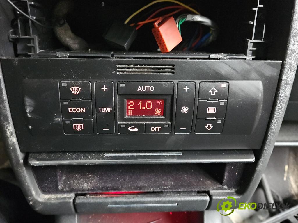 Audi A3 8L 1996-2003 1.6 SR 102 HP manual 75 kW 1595 cm3 3- panel kúrenia 8L0820043H