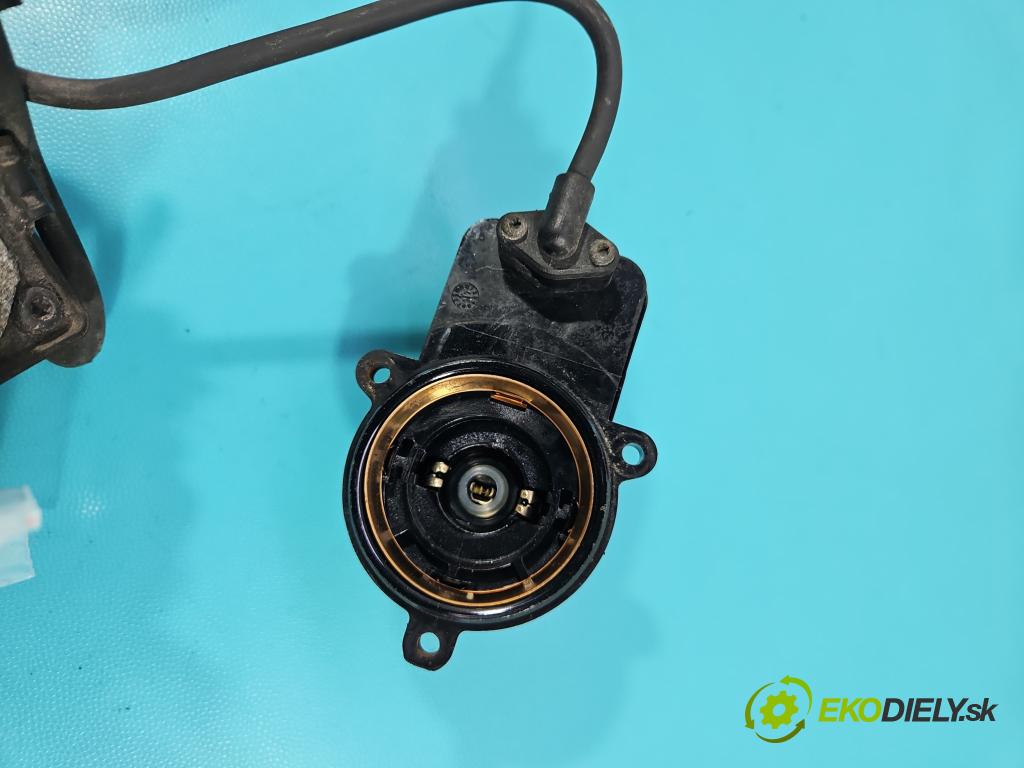 Bmw 5 E39 1996-2003 3.0d 193 HP manual 142 kW 2926 cm3 4- střídač: xenon  (Riadiaca jednotka xenónu)