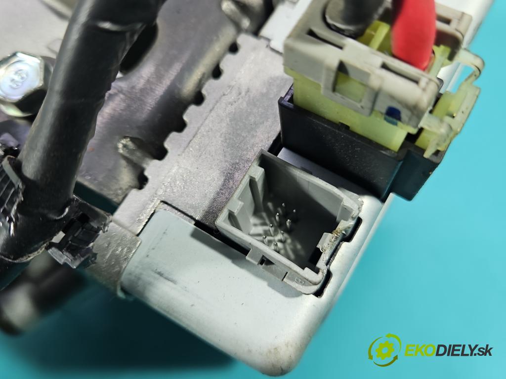 Hyundai I30 II 2012-2016 1.4 16v 100 HP manual 73.2 kW 1396 cm3 5- čerpadlo posilovač 56300A6200 (Servočerpadlo)