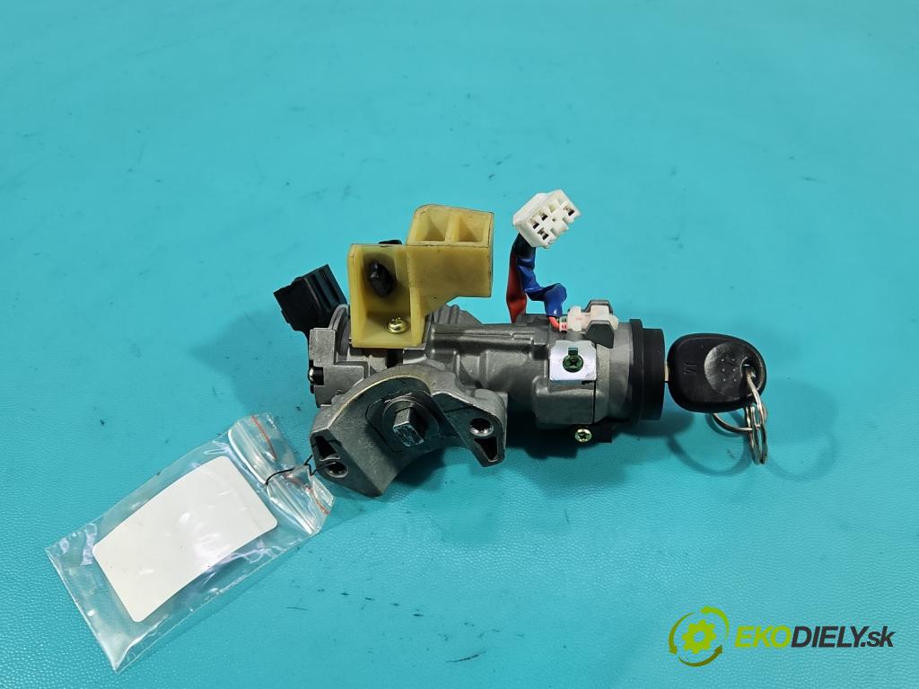 Hyundai I30 II 2012-2016 1.4 16v 100 HP manual 73.2 kW 1396 cm3 5- Spínačka (Spínacia skrinka)