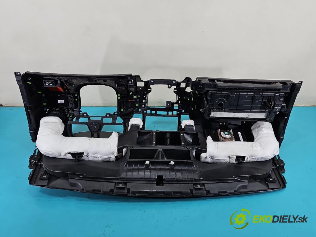 Hyundai I30 II 2012-2016 1.4 16v 100 hp manual 73.2 kW 1396 cm3 5- kokpit,přistrojova deska
