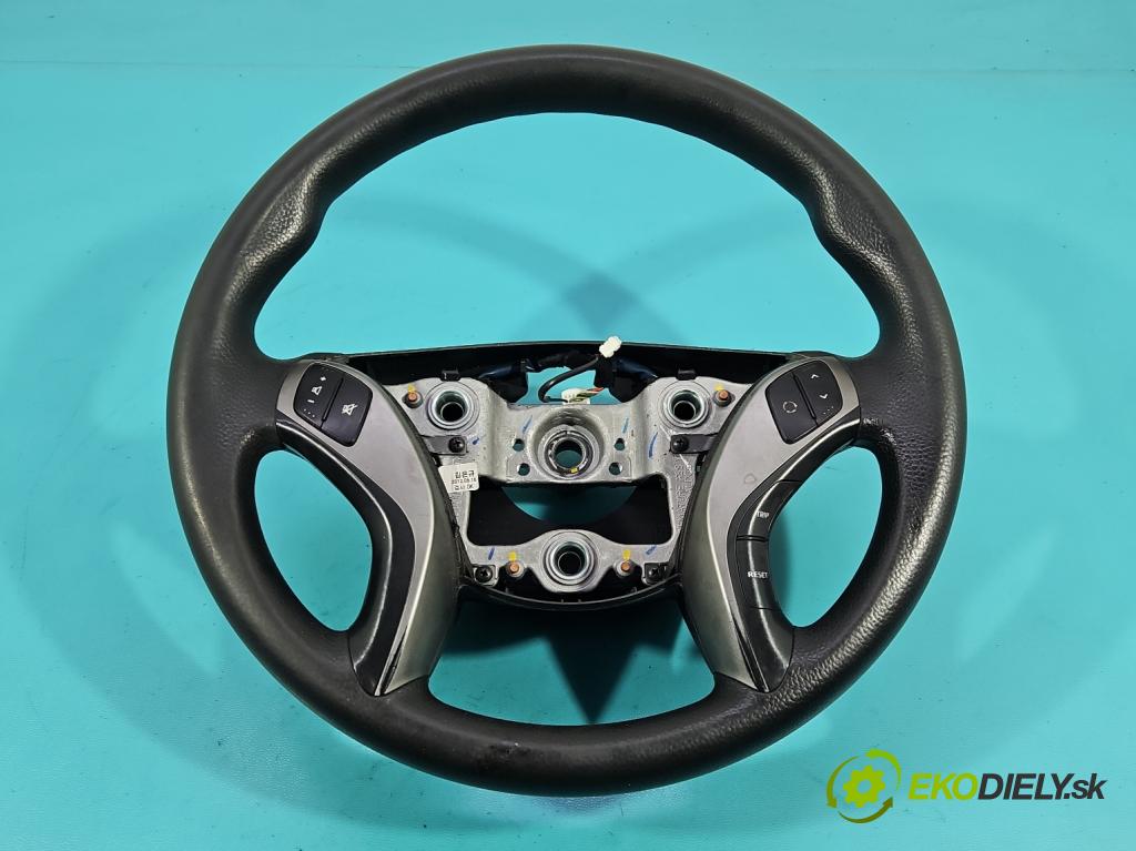 Hyundai I30 II 2012-2016 1.4 16v 100 hp manual 73.2 kW 1396 cm3 5- volant  (Volant)