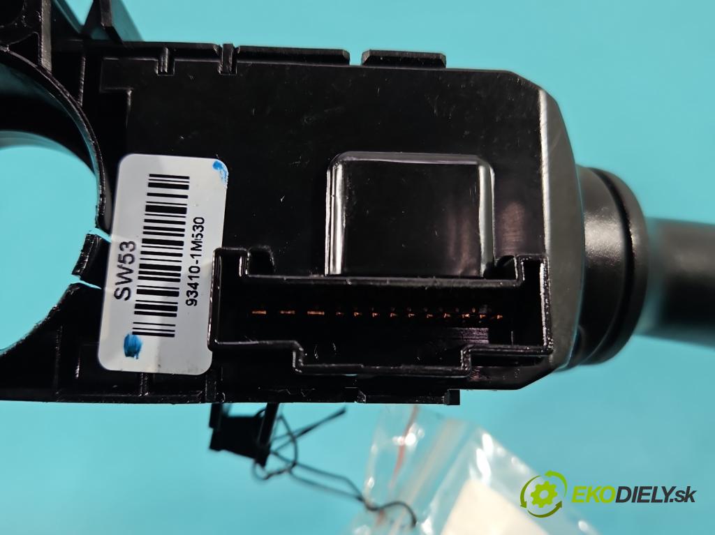 Hyundai I30 II 2012-2016 1.4 16v 100 HP manual 73.2 kW 1396 cm3 5- prepínač komplex: 93420-2K560 (Prepínacie páčky pod volantom)