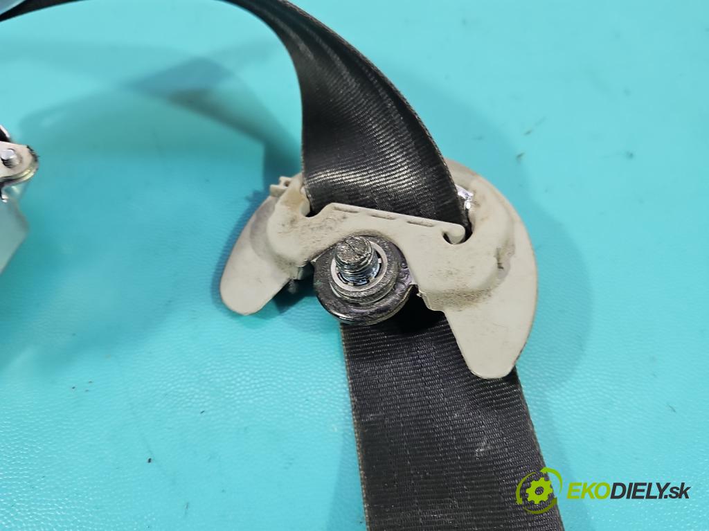 Hyundai I30 II 2012-2016 1.4 16v 100 HP manual 73.2 kW 1396 cm3 5- pas bezpečnosť: predné ľavý