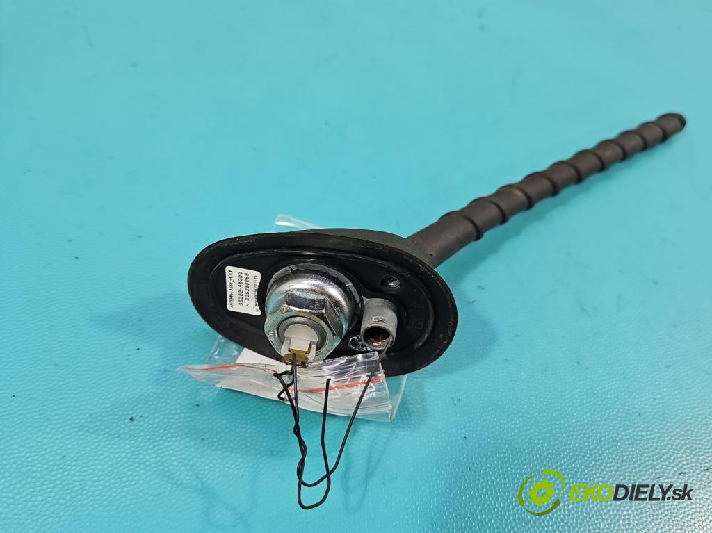 Hyundai I30 II 2012-2016 1.4 16v 100 HP manual 73.2 kW 1396 cm3 5- Antena 96200-A5000