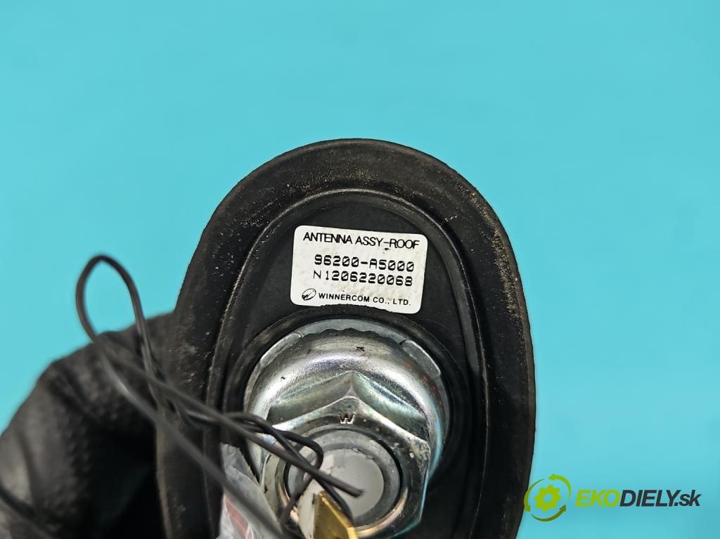 Hyundai I30 II 2012-2016 1.4 16v 100 HP manual 73.2 kW 1396 cm3 5- Antena 96200-A5000