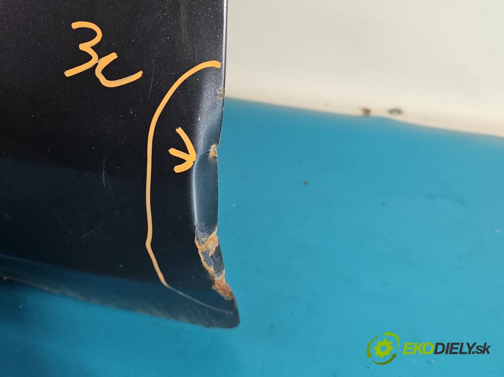 Toyota Land Cruiser J120 2002-2010 3.0 D4D 166 hp automatic 122 kW 2982 cm3 5- zadní kufrové dveře  (Zadní kapota (kufr))