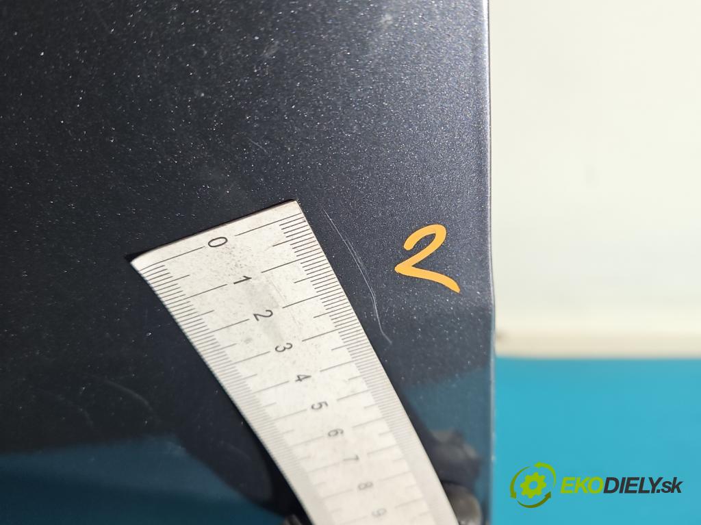 Toyota Land Cruiser J120 2002-2010 3.0 D4D 166 hp automatic 122 kW 2982 cm3 5- zadní kufrové dveře  (Zadní kapota (kufr))