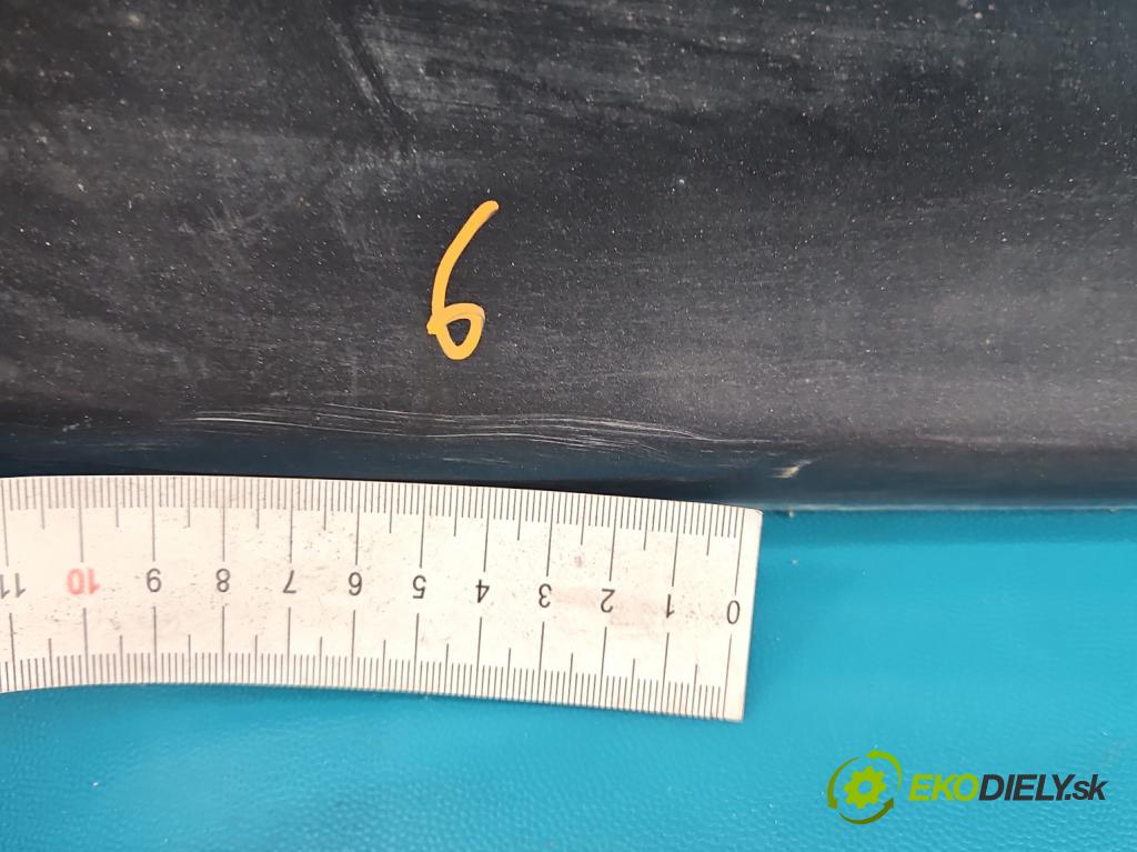 Toyota Land Cruiser J120 2002-2010 3.0 D4D 166 hp automatic 122 kW 2982 cm3 5- zadní kufrové dveře  (Zadní kapota (kufr))