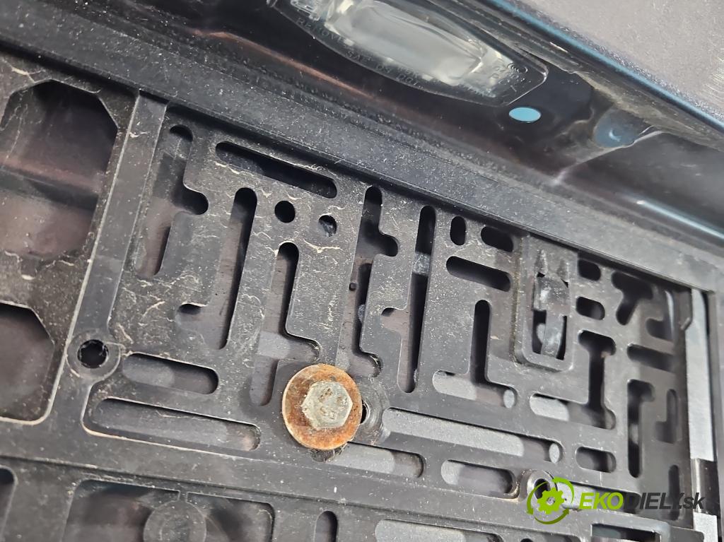 Honda Accord VIII 2008-2015 2.0 156 hp manual 115 kW 1997 cm3 4- zadní kufrové dveře  (Zadní kapota (kufr))