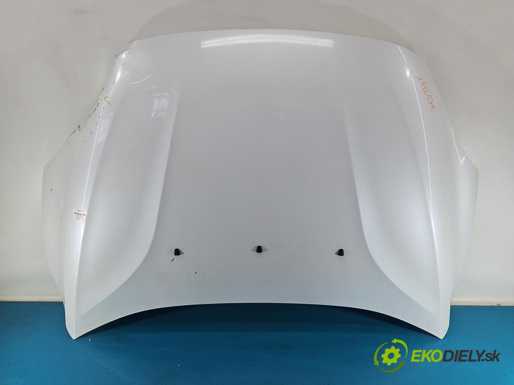 Volvo V40 II 2012-2019 1.6 T3 150 HP manual 110 kW 1596 cm3 5- kapota predná 