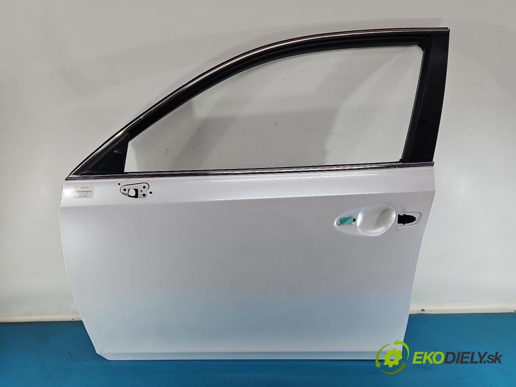 Lexus CT 2010-2022 1.8 VVTI 99 HP automatic 73 kW 1798 cm3 5- dvere predné ľavé  (Kľučka dverí ostatné)