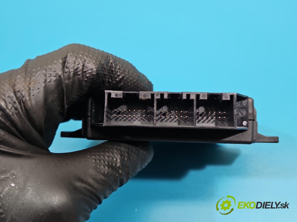Honda Accord VIII 2008-2015 2.0 156 HP manual 115 kW 1997 cm3 4- riadiaca jednotka parkovaní: 0263004316