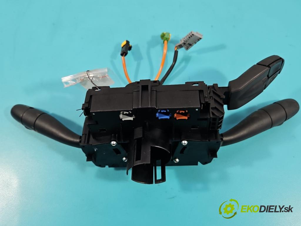 Peugeot 407 1.8 16V 116 HP manual 85 kW 1749 cm3 4- prepínač komplex: 96473051XT (Prepínacie páčky pod volantom)