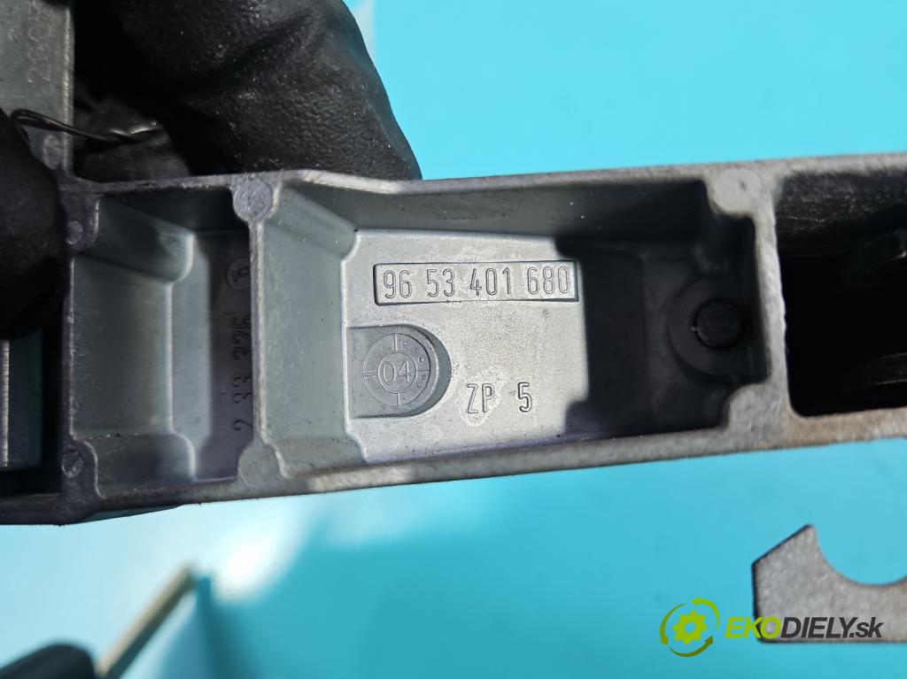 Peugeot 407 1.8 16V 116 HP manual 85 kW 1749 cm3 4- rukoväť predné ľavé mimo: 9653401680 (Kľučka dverí vonkajšia predná ľavá)
