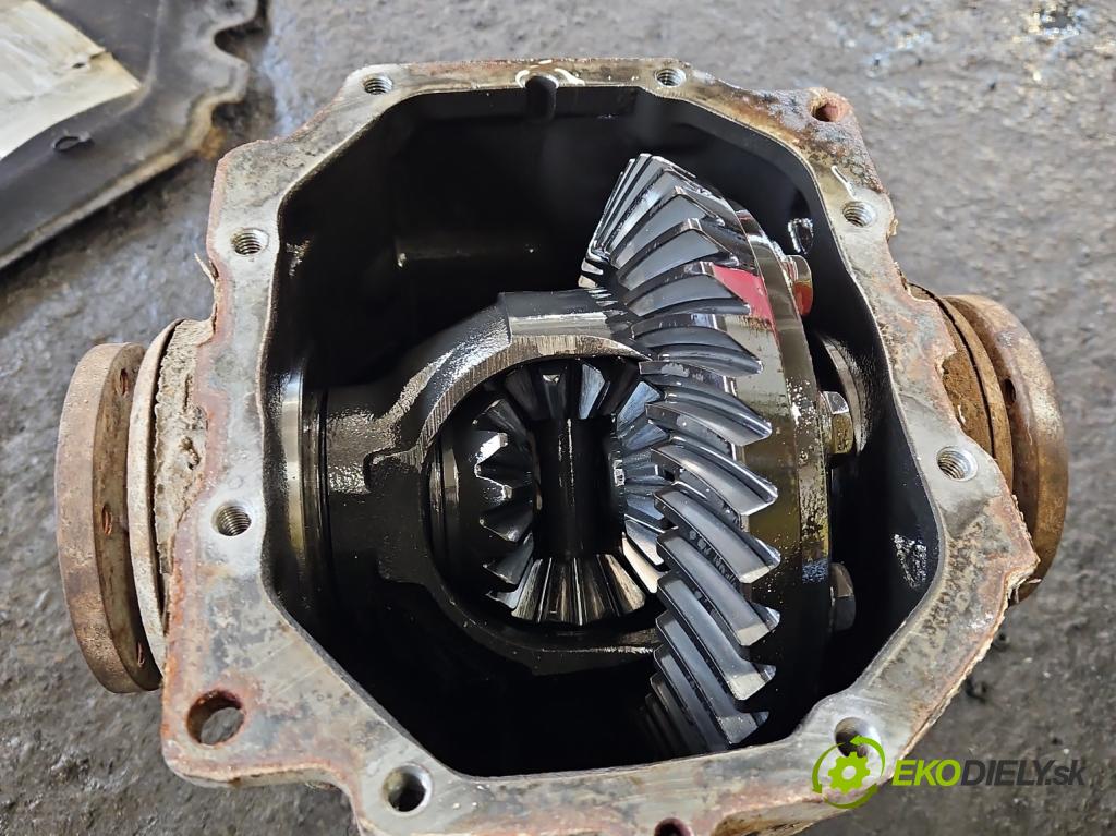 Bmw 5 E39 1996-2003 3.0d 193 hp manual 142 kW 2926 cm3 4- diferenciál zadní