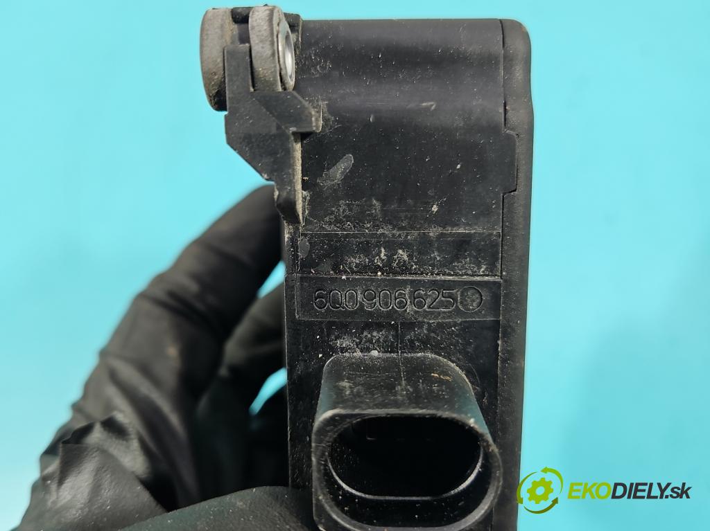 Seat Ibiza III 6L 2002-2008 1.9 TDI 101 HP manual 74 kW 1896 cm3 3- ventil magnetické: 6Q0906625 (Ventil ostatné)