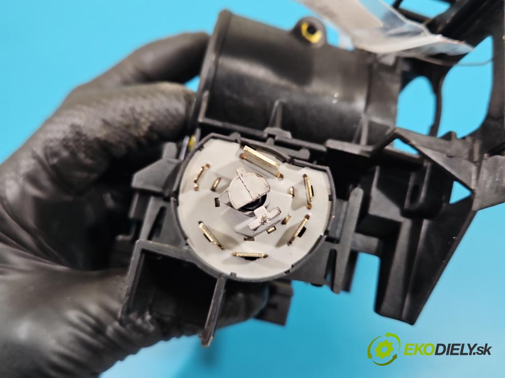 Opel Zafira A 1999-2005 2.0 DTI 101 HP manual 74 kW 1995 cm3 5- Spínačka (Spínacia skrinka)