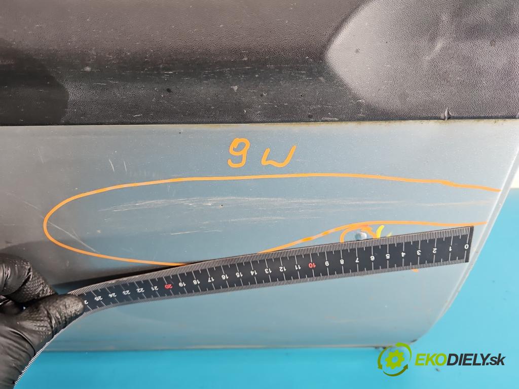 Opel Zafira A 1999-2005 2.0 DTI 101 hp manual 74 kW 1995 cm3 5- dveře zadní pravé  (Klika dveří ostatní)