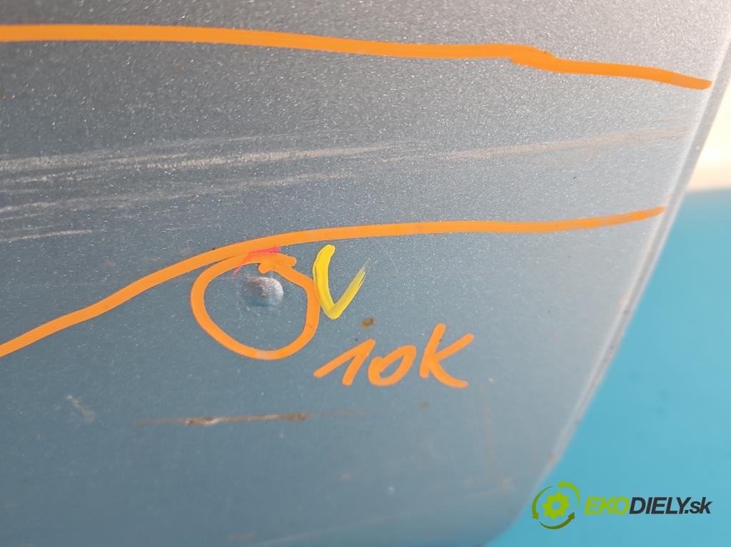 Opel Zafira A 1999-2005 2.0 DTI 101 hp manual 74 kW 1995 cm3 5- dveře zadní pravé  (Klika dveří ostatní)