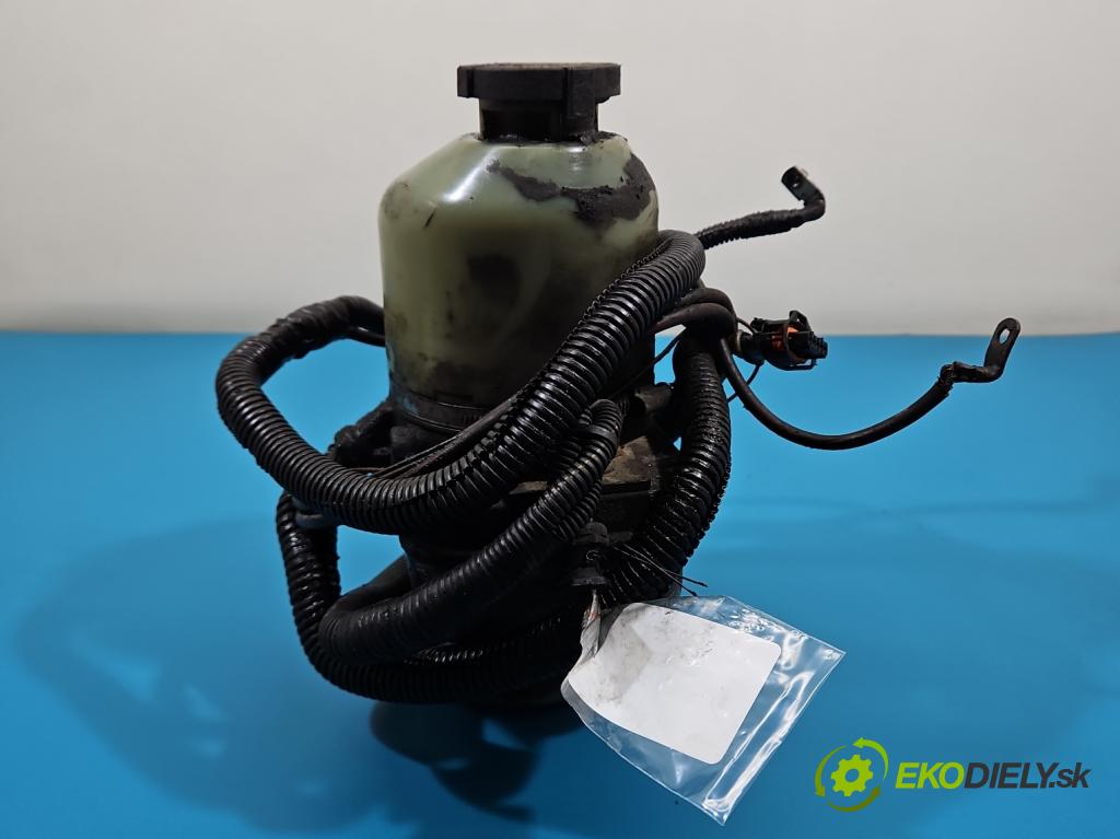 Opel Astra III 2004-2014 1.6 16v 105 hp manual 77 kW 1598 cm3 5- čerpadlo posilovač  (Servočerpadlo)