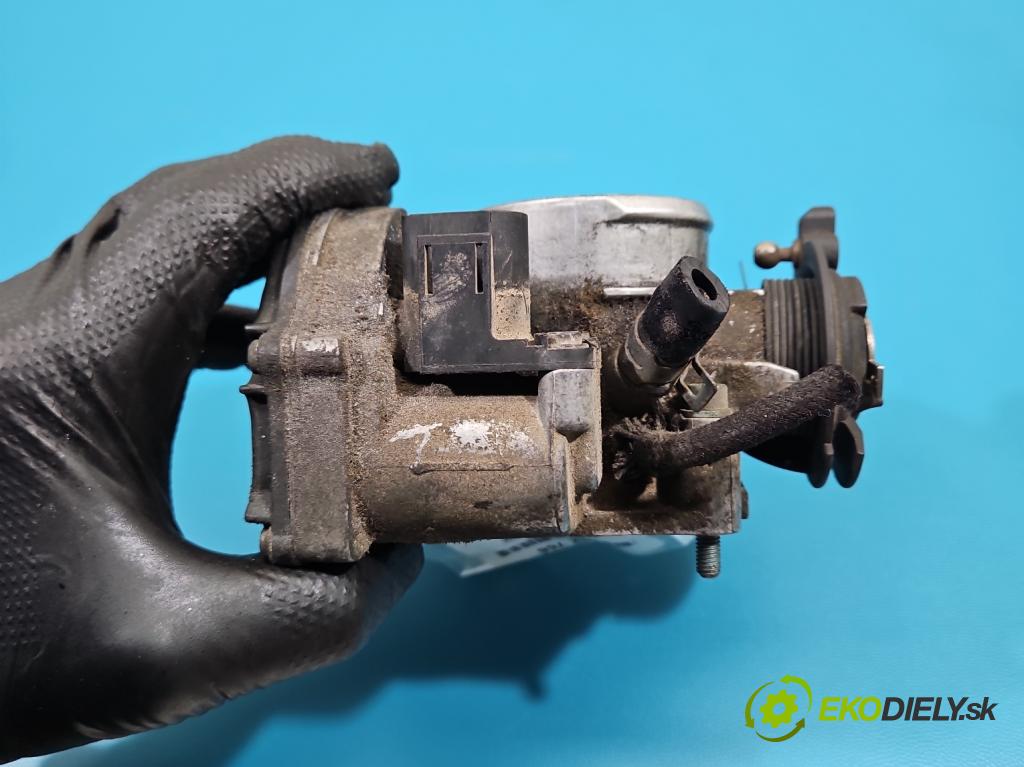 Vw Passat B5 1995-2005 1.6 8V 101 HP manual 74 kW 1596 cm3 4- klapka 058133063H (Škrtiaca klapka)