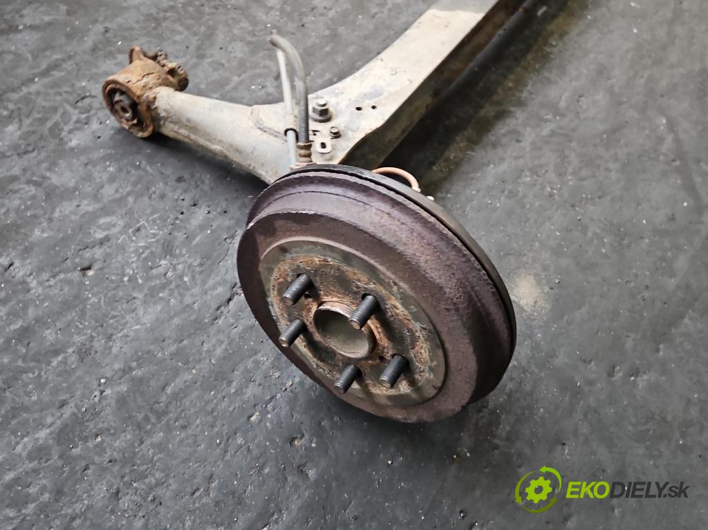 Toyota Corolla E12 2001-2009 1.8 VVTI usa 135 hp manual 99 kW 1794 cm3 4- zadní výztuha  (Zadní výztuha)