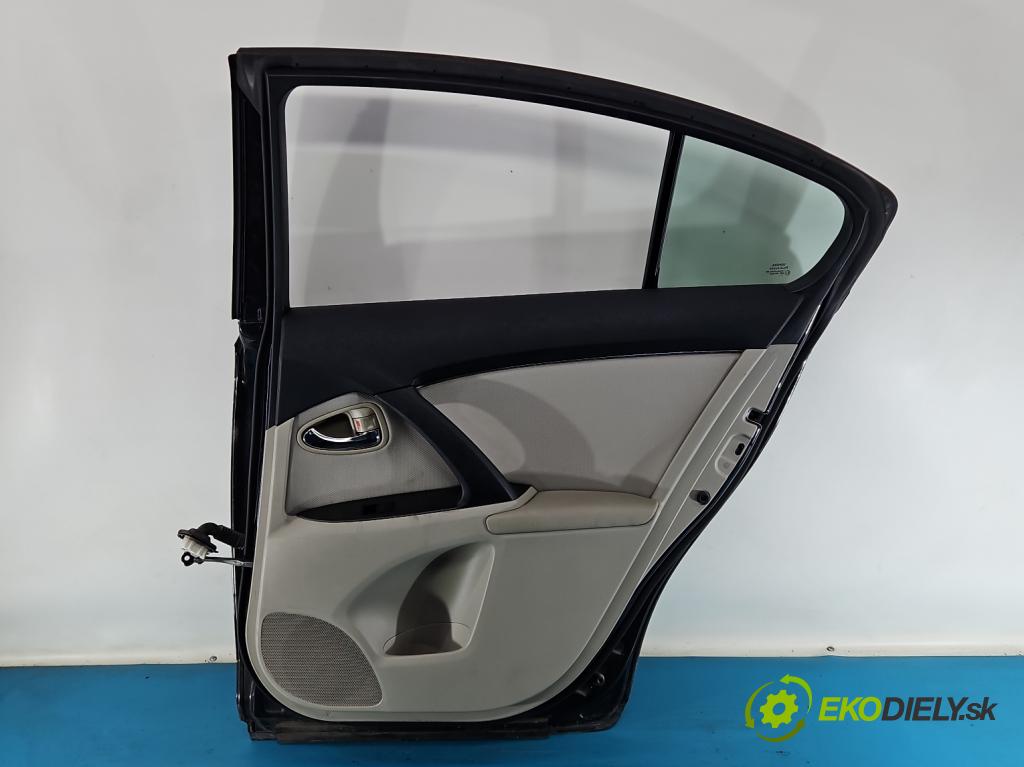 Toyota Avensis III T27 2009-2018 2.0 D4D 126 hp manual 93 kW 1998 cm3 4- dveře zadní pravé  (Klika dveří ostatní)