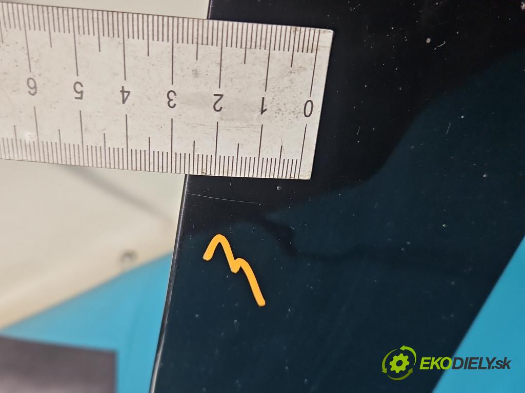 Opel Astra V  2015-2022 1.6 CDTI 110 HP manual 81 kW 1598 cm3 5- blatník predné pravý  (Kľučka dverí ostatné)