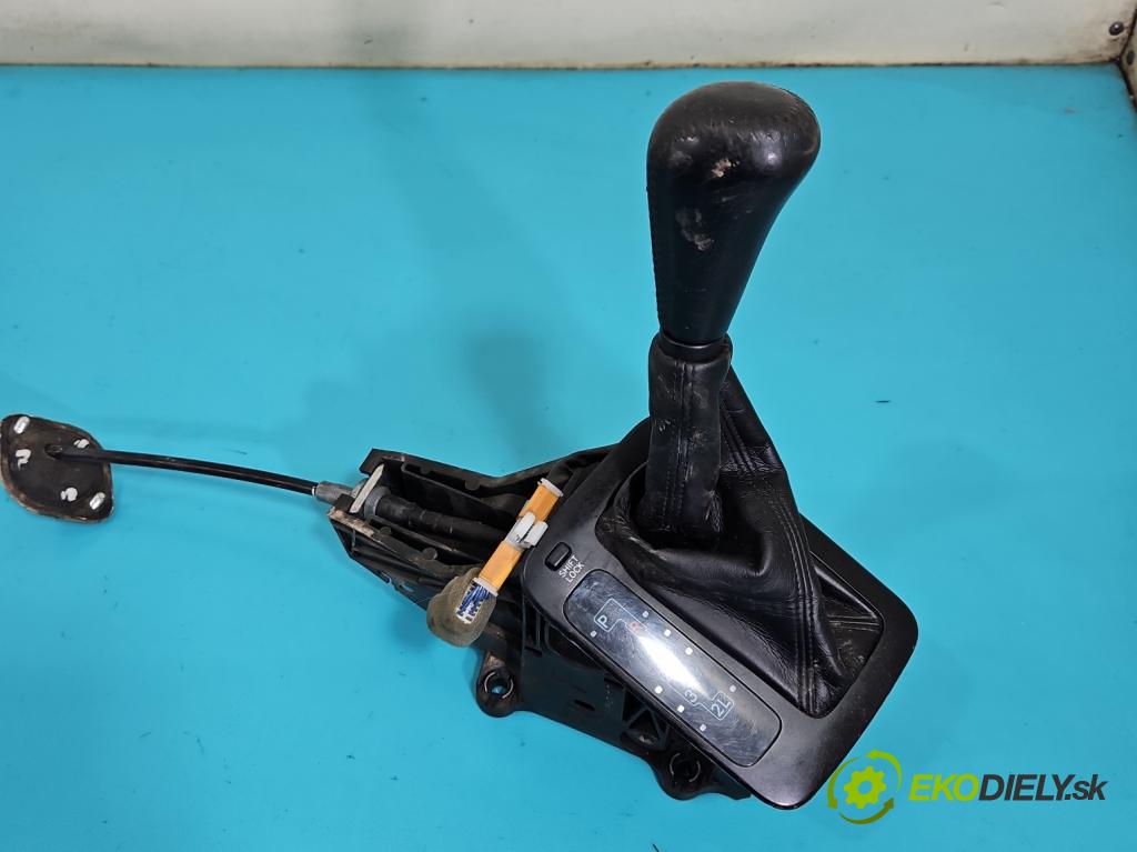 Toyota Land Cruiser J120 2002-2010 3.0 D4D 166 HP automatic 122 kW 2982 cm3 5- Páka: Změny: stupeň,rýchlosť  (Rýchlostná páka (kulisa))