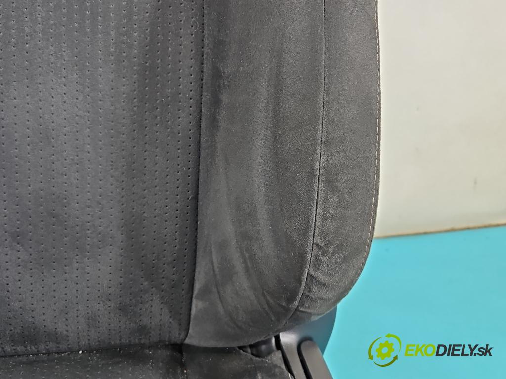 Lexus CT 2010-2022 1.8 VVTI 99 HP automatic 73 kW 1798 cm3 5- Sedačka ľavý  (Sedadlo)