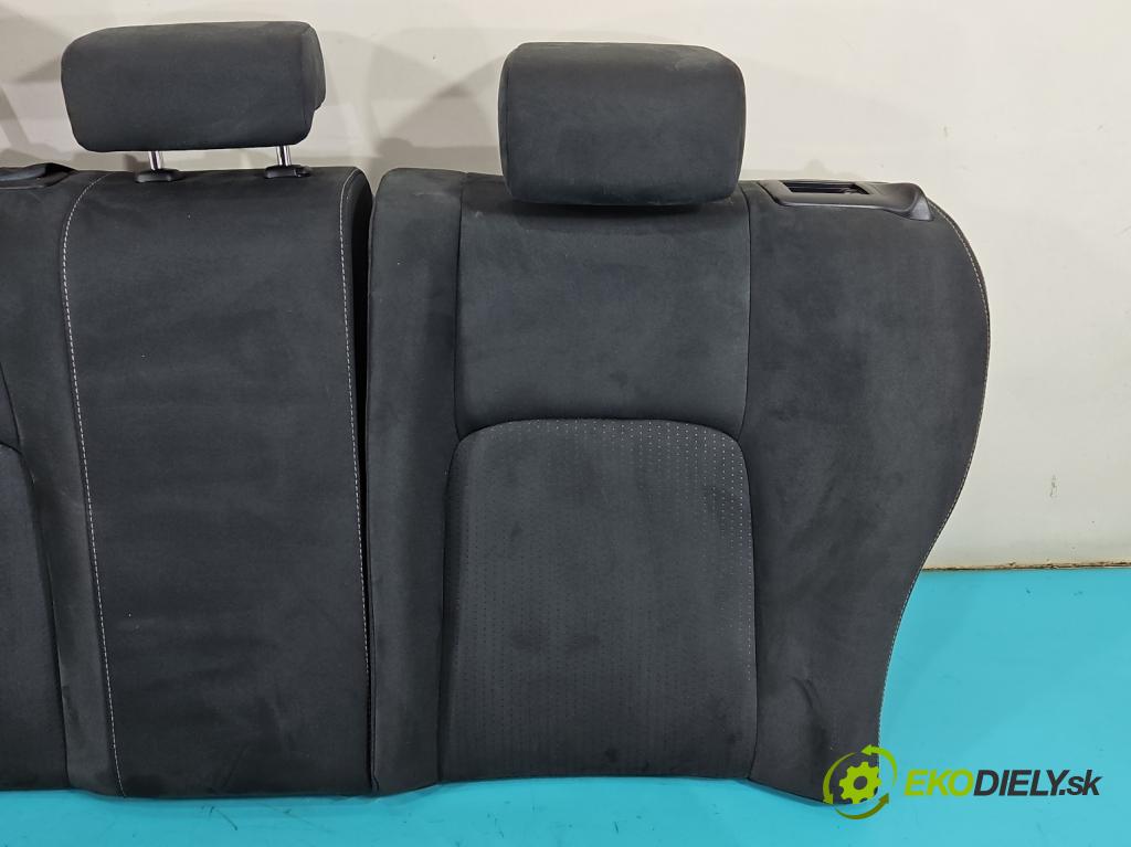 Lexus CT 2010-2022 1.8 VVTI 99 HP automatic 73 kW 1798 cm3 5- Pohovka: zadné (Sedadlo)