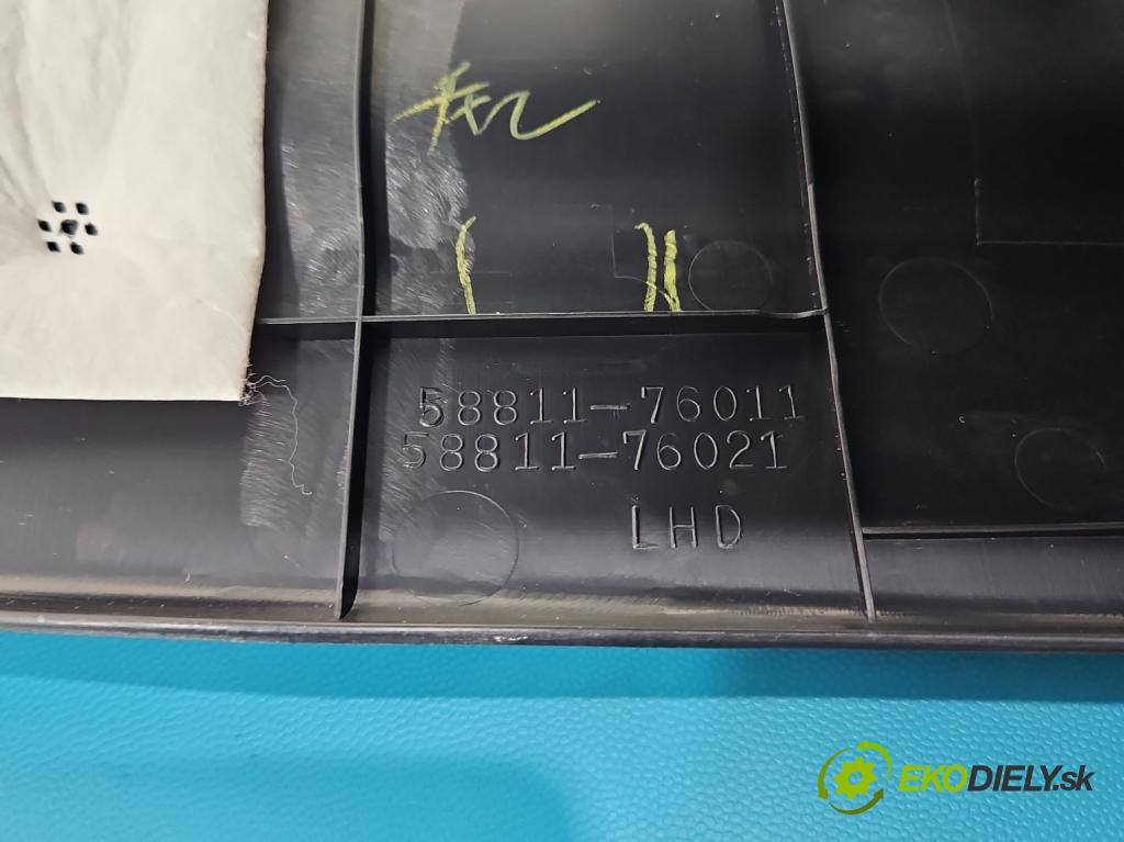 Lexus CT 2010-2022 1.8 VVTI 99 HP automatic 73 kW 1798 cm3 5- operadlo 58811-76011 (Lakťová opierka)