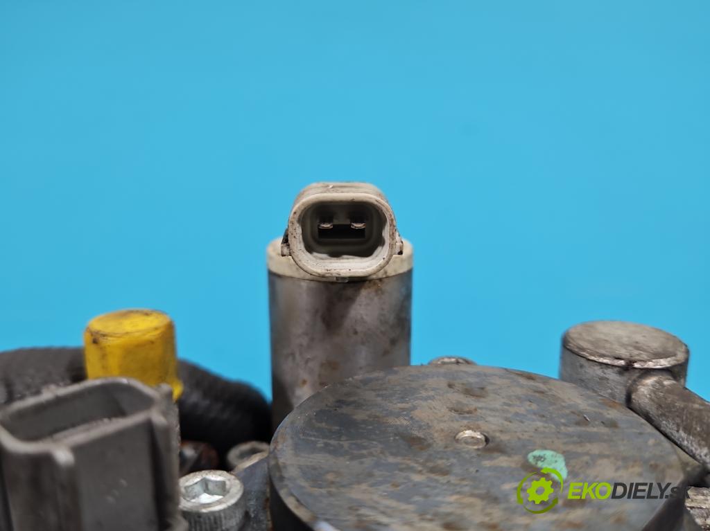 Toyota Avensis III T27 2009-2018 2.0 D4D 126 HP manual 93 kW 1998 cm3 4- čerpadlo vstrekovacia 22100-0R040 (Vstrekovacie čerpadlo)