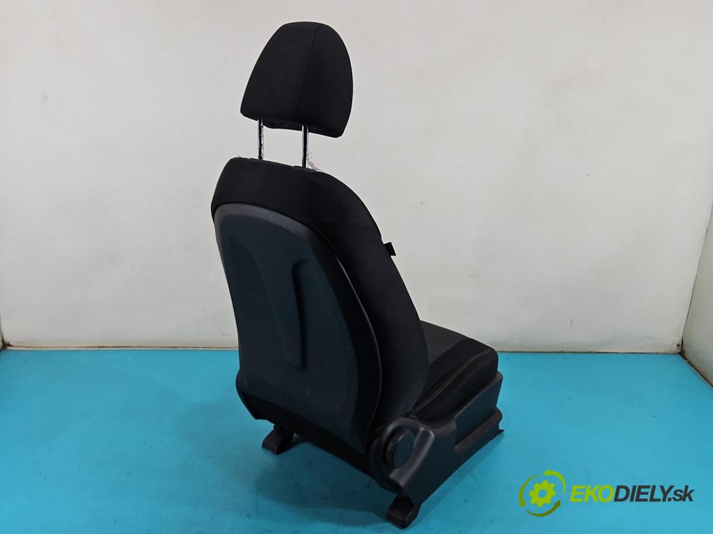 Hyundai I30 II 2012-2016 1.6 crdi 110 HP manual 81 kW 1582 cm3 5- Sedačka pravý  (Sedadlo)