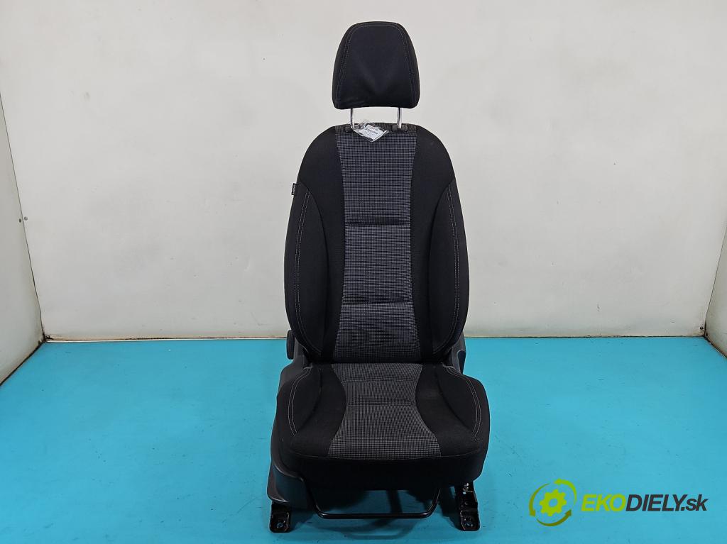 Hyundai I30 II 2012-2016 1.6 crdi 110 HP manual 81 kW 1582 cm3 5- Sedačka pravý  (Sedadlo)